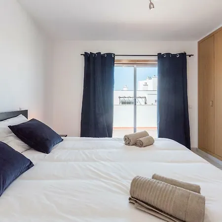 Apartamento Lovelystay - Spacious In - Balcony And Bbq Portimão